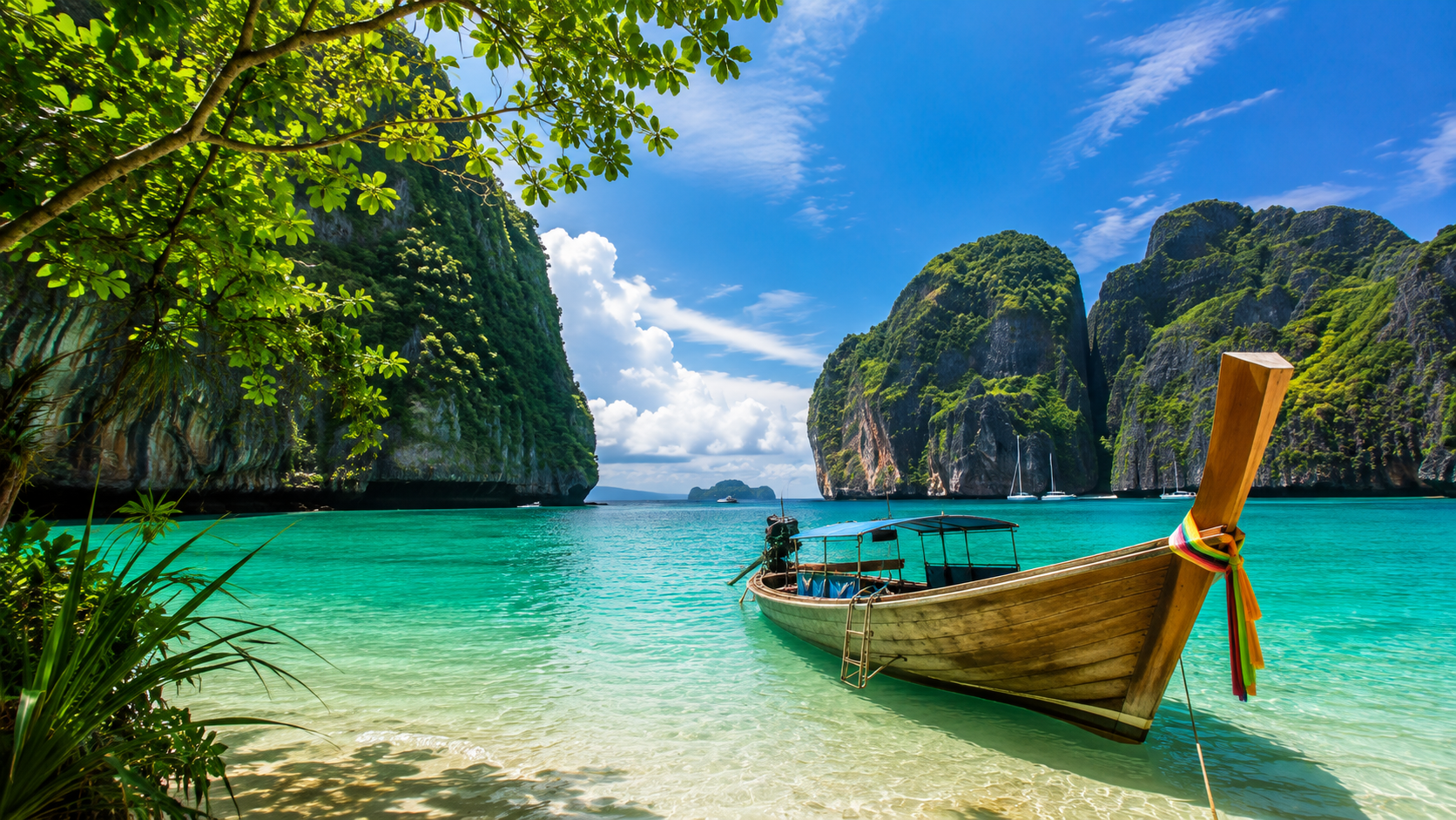 Maya Bay / Phi Phi Islands